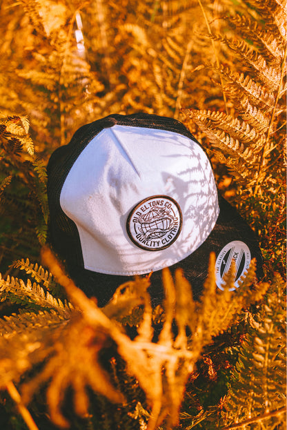 Snake Globe Trucker