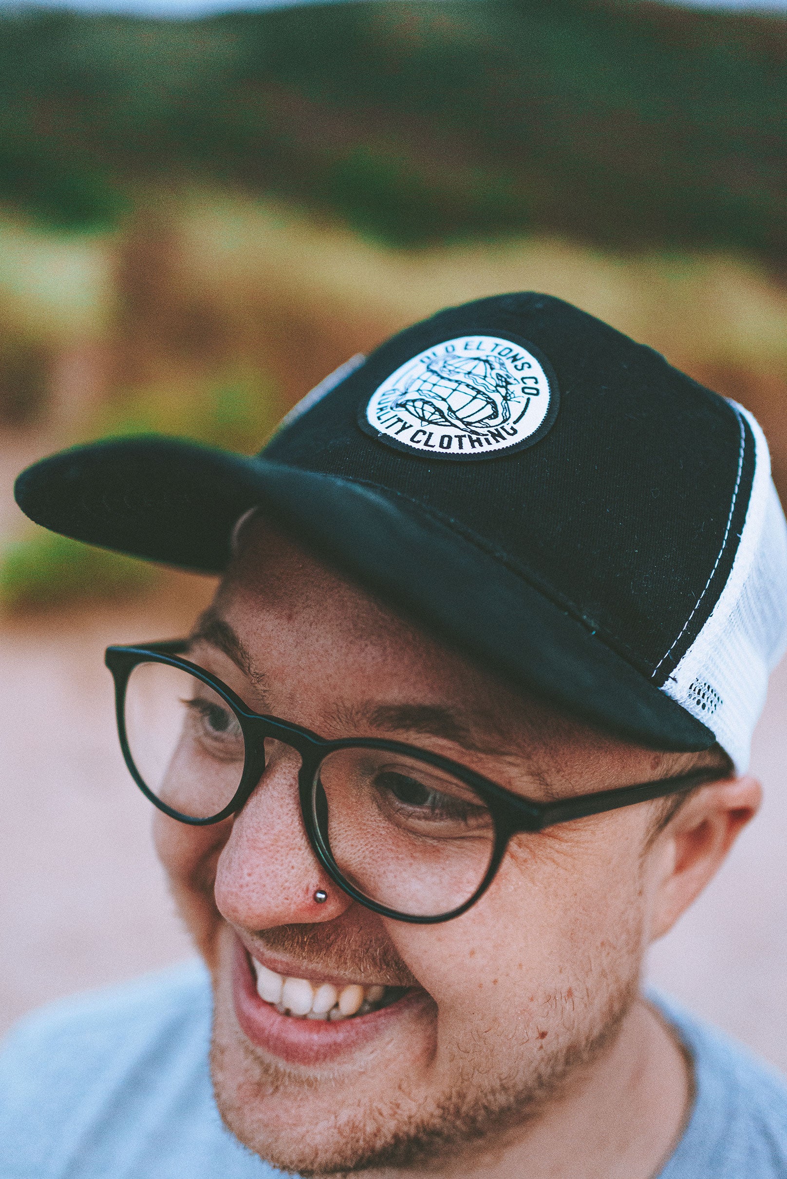Snake Globe Trucker